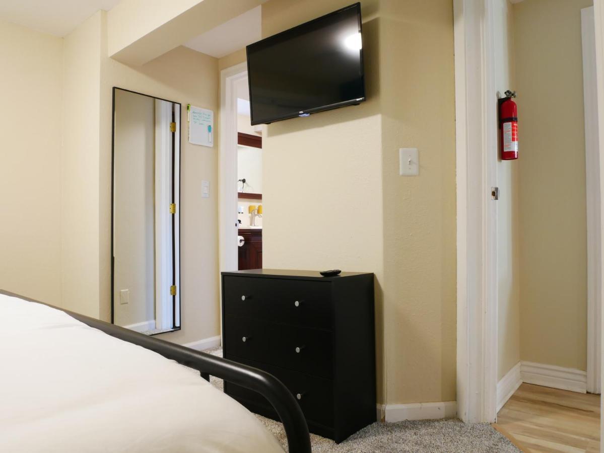 Private Basement, Bath, Living Area In Morrison Apartment Exterior foto